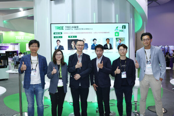 TREE主題館舉辦AI論壇,左起創新策略顧問&臺大創創加速器導師陶韻智教授、NVIDIA邱立榕與談人、神瑞人工智慧CEO張曜吉、旭鴻智能CEO李尚澤、赫侖科技共同創辦人楊宜哲、梭易科共同創辦人賴彥志